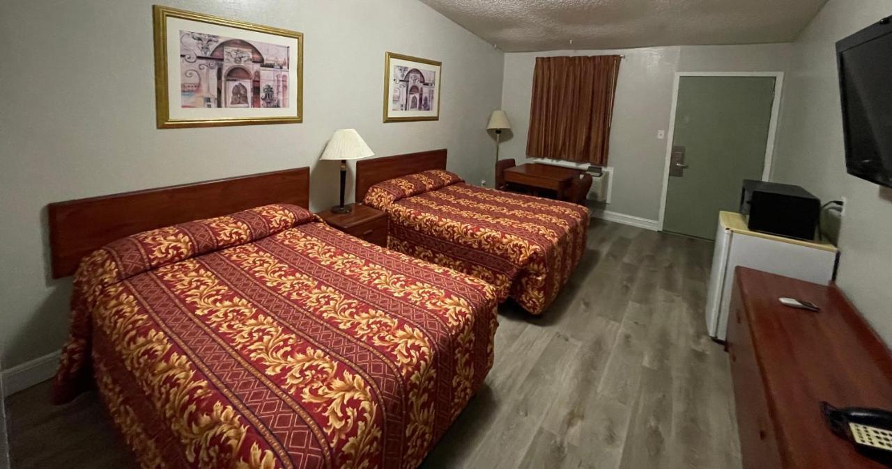 Hamilton Inn